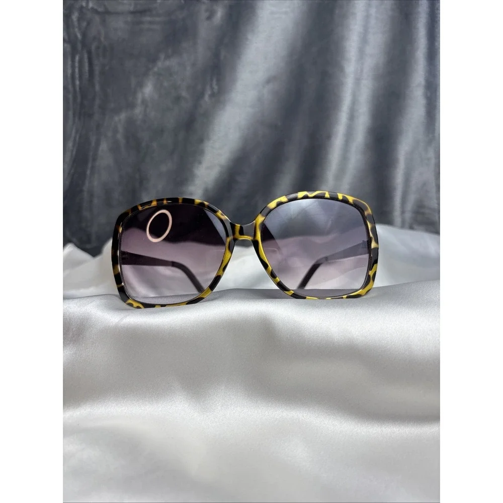 Loft Sunglasses Oversized Butterfly Low Arm Tortoiseshell Leopard Hollywood Glam